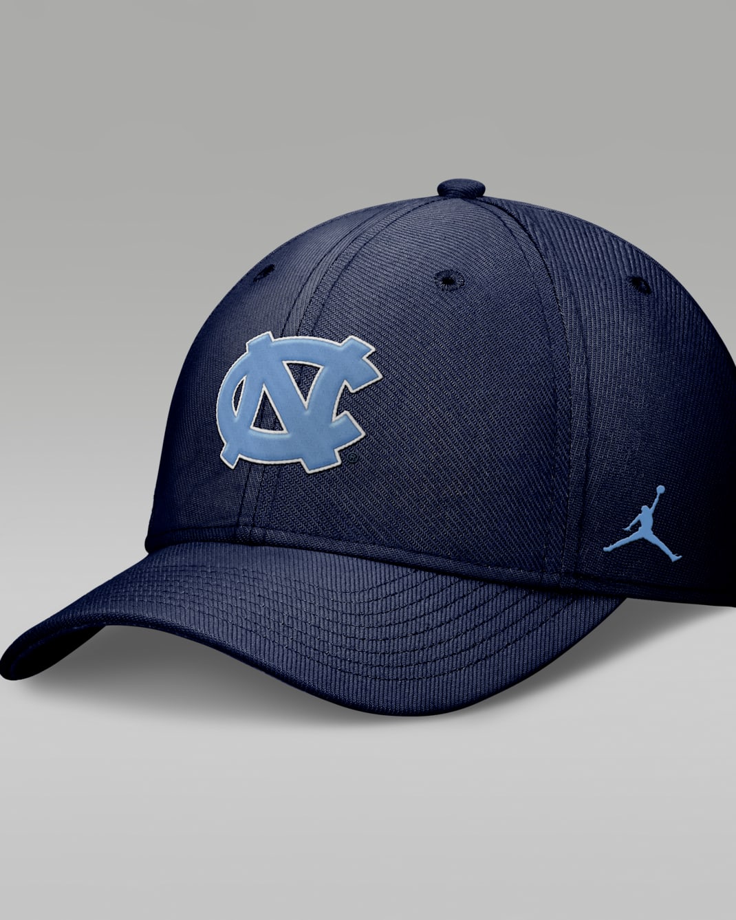 Gorra universitaria marca Jordan Dri-FIT para hombre North Carolina Classic - Azul marino