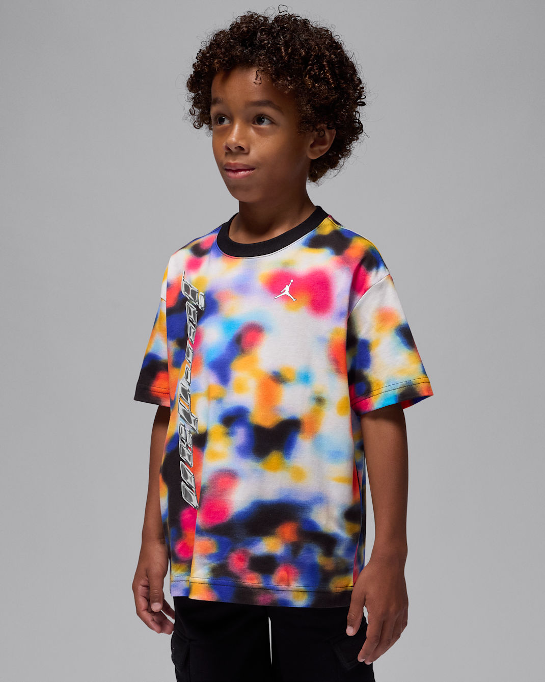 Playera Chrome para niños talla pequeña Jordan Mountainside - Blanco