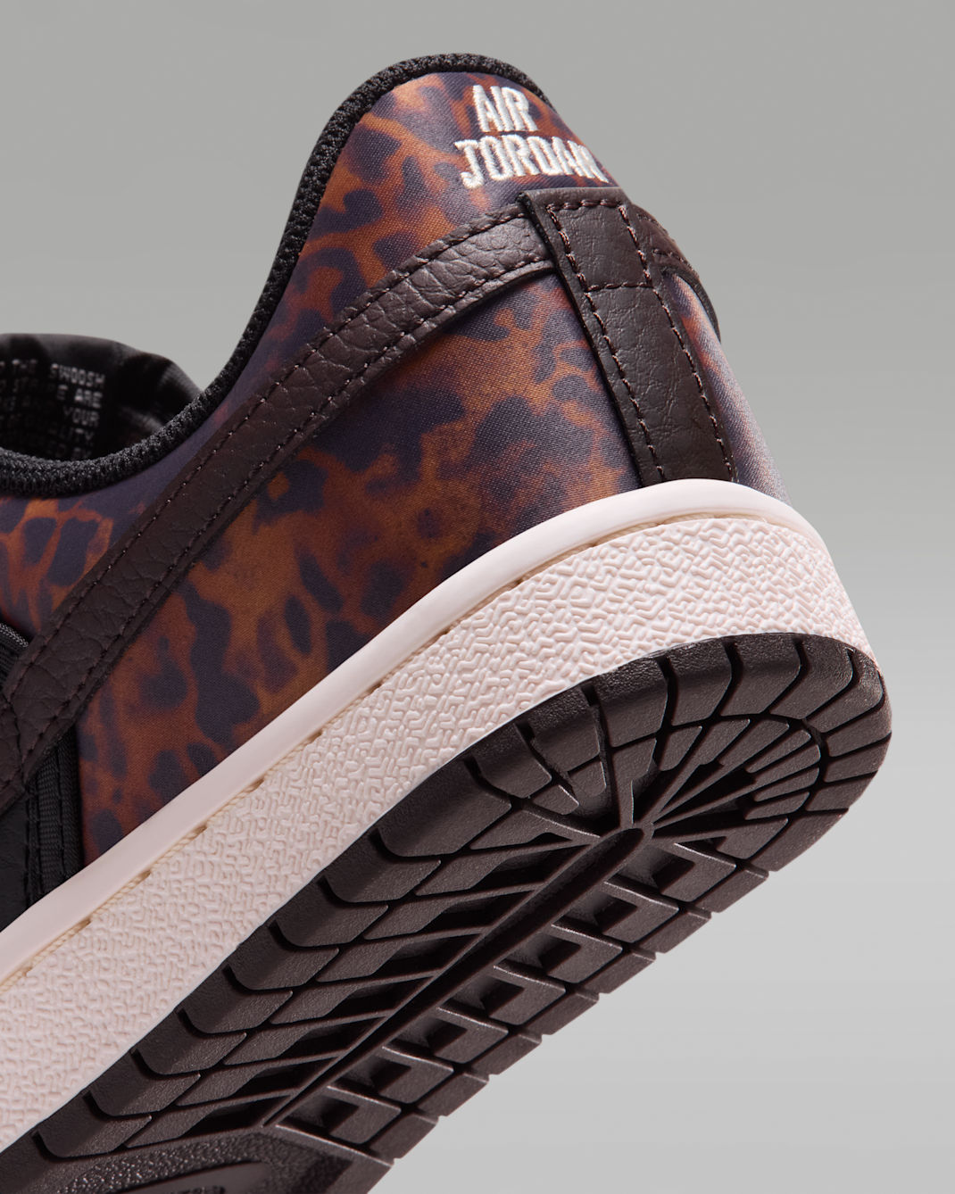 Air Jordan Skyline Low Women's Shoes