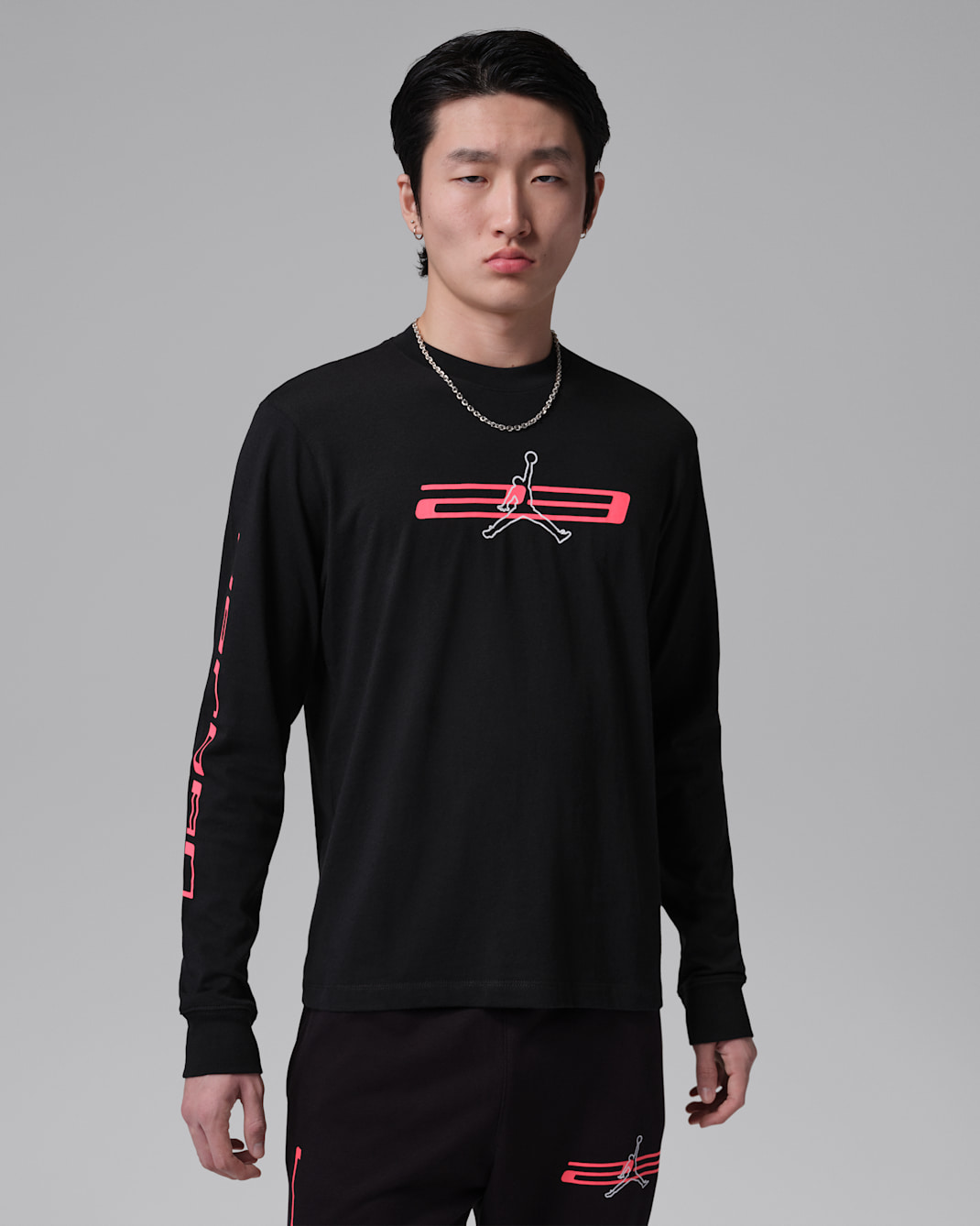 Jordan Sport Men's Dri-FIT Graphic Crewneck Sweatshirt - Black/Infrared 23/White