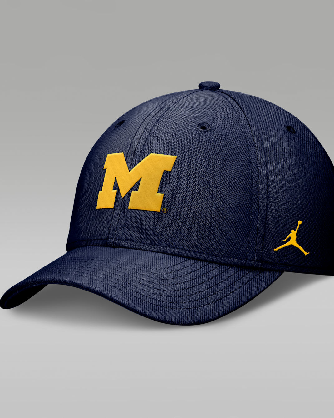 Gorra universitaria marca Jordan Dri-FIT para hombre Michigan Classic - Azul marino
