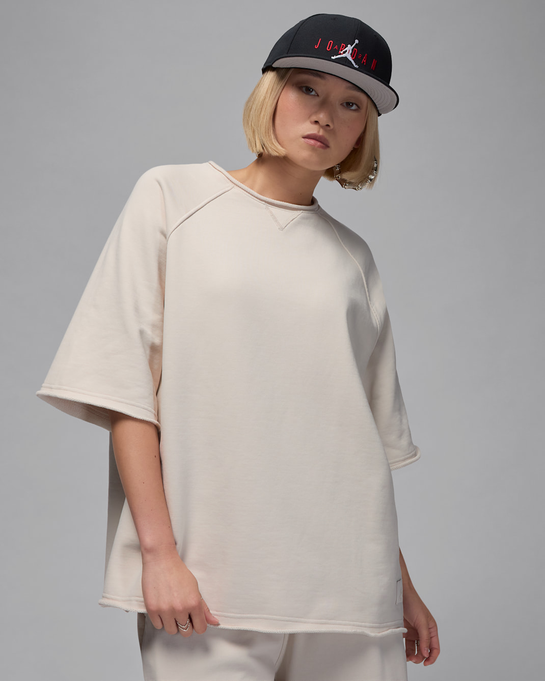 ジョーダン フライト フリース ウィメンズ オーバーサイズド ショートスリーブ フレンチテリー トップ - ライトオールウッドブラウン/ラタン