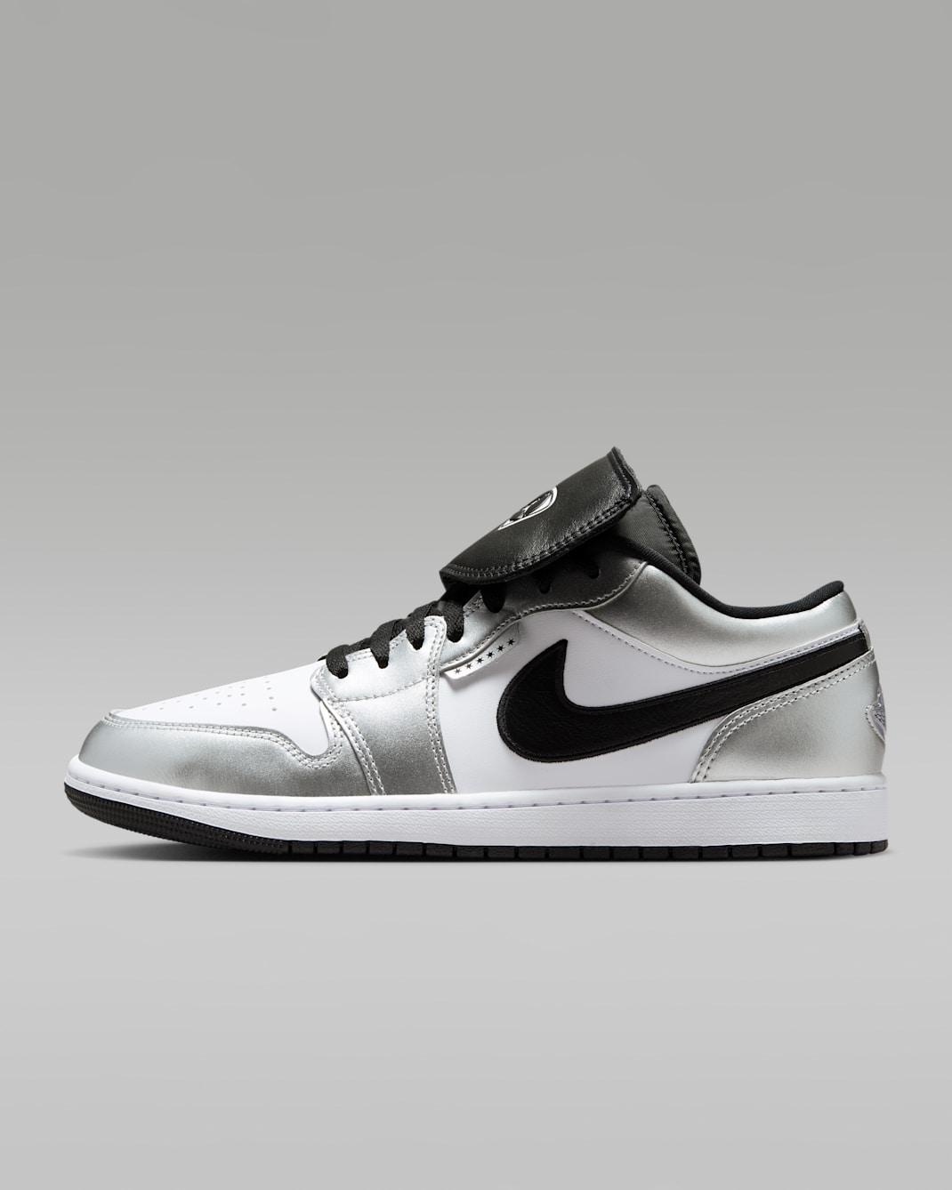 Air Jordan 1 Low SE Men's Shoes - White/White/Metallic Silver/Black