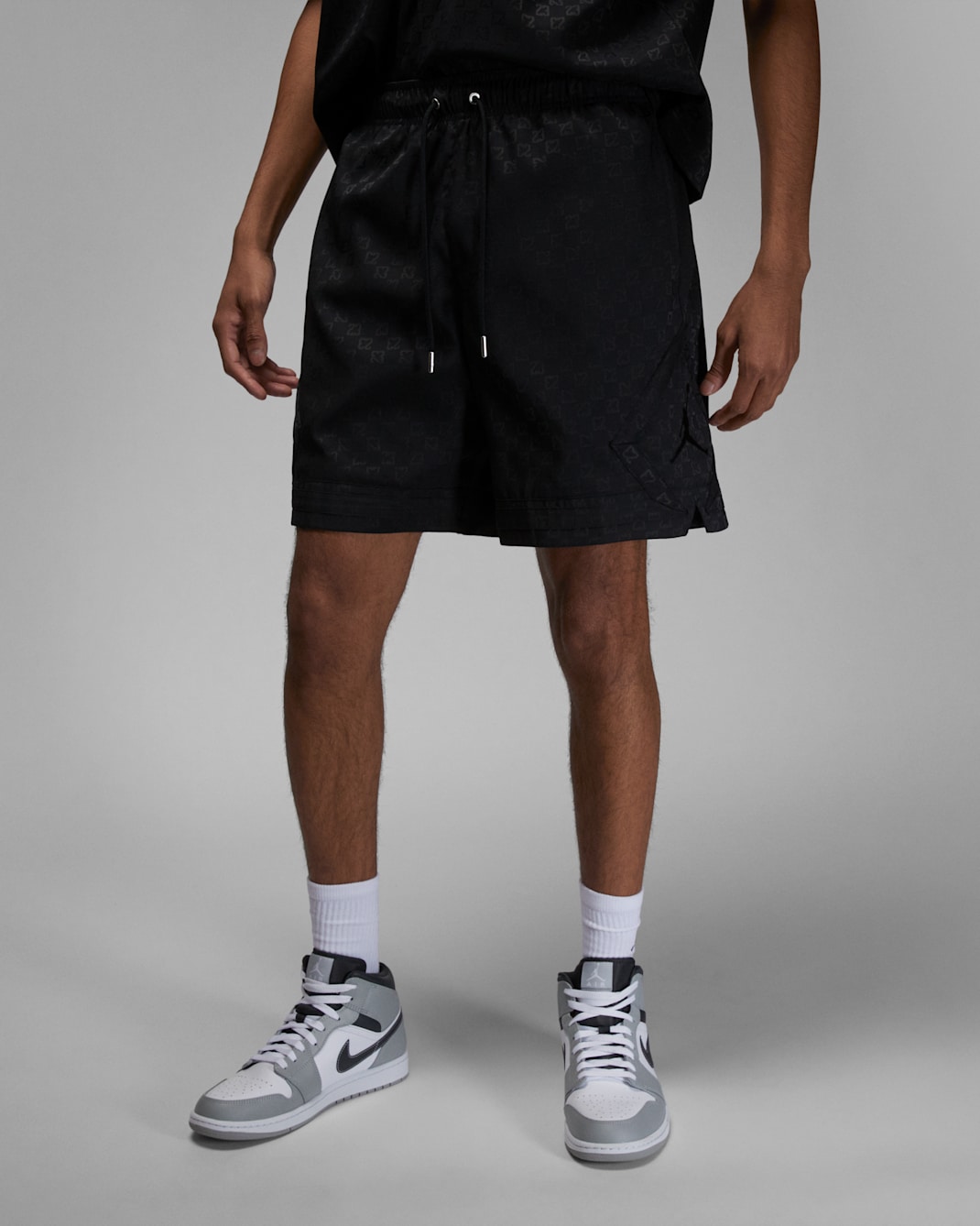 Jordan Essentials Men's Diamond Shorts - Black/Black