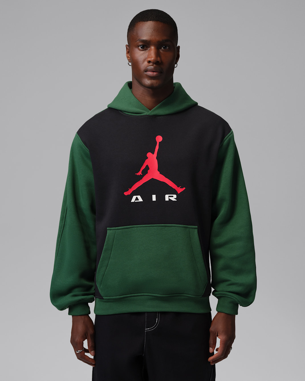 Jordan Brooklyn Men's Pullover Hoodie - Black/Gorge Green/University Red