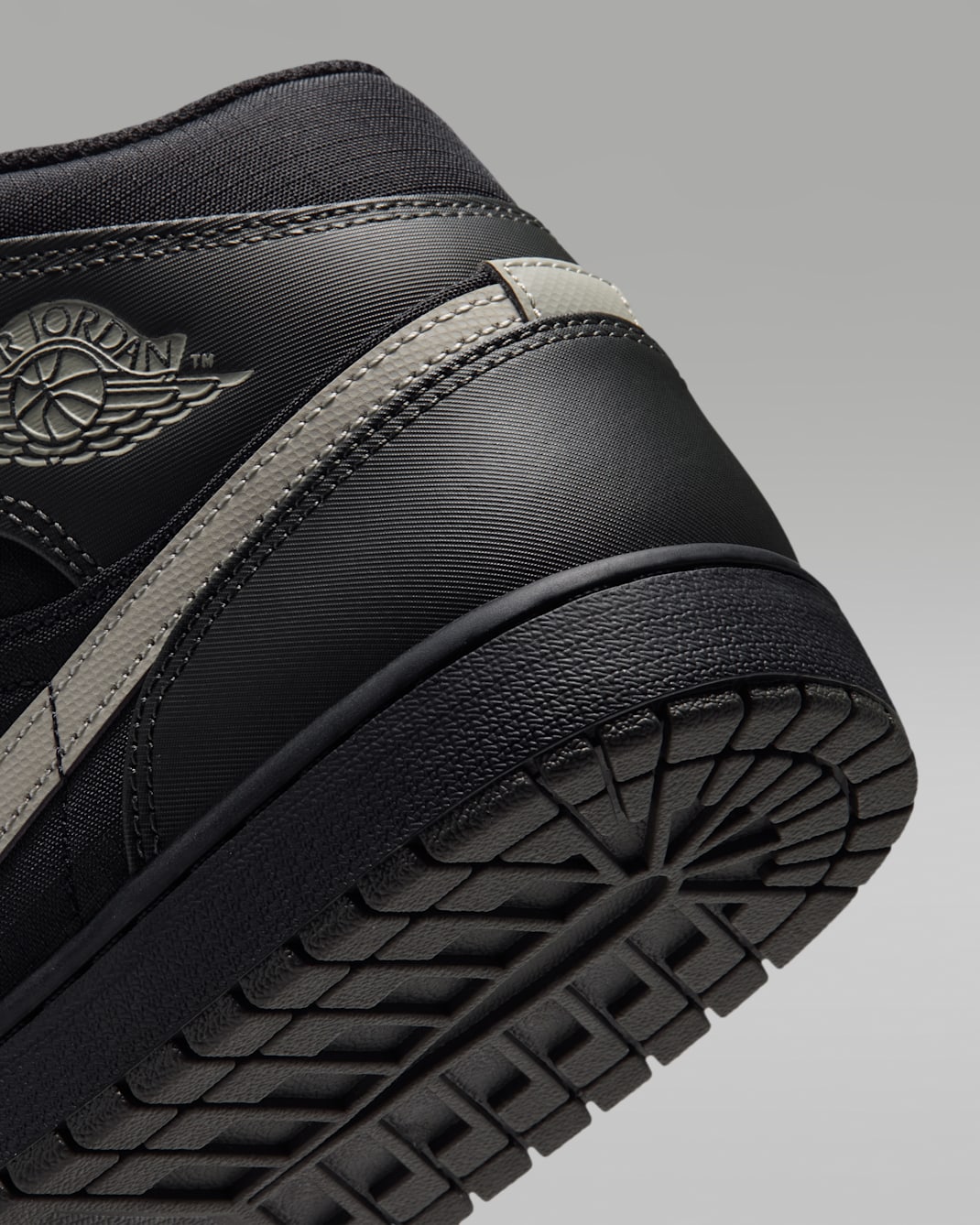 Air Jordan 1 Mid Utility Men's Shoes