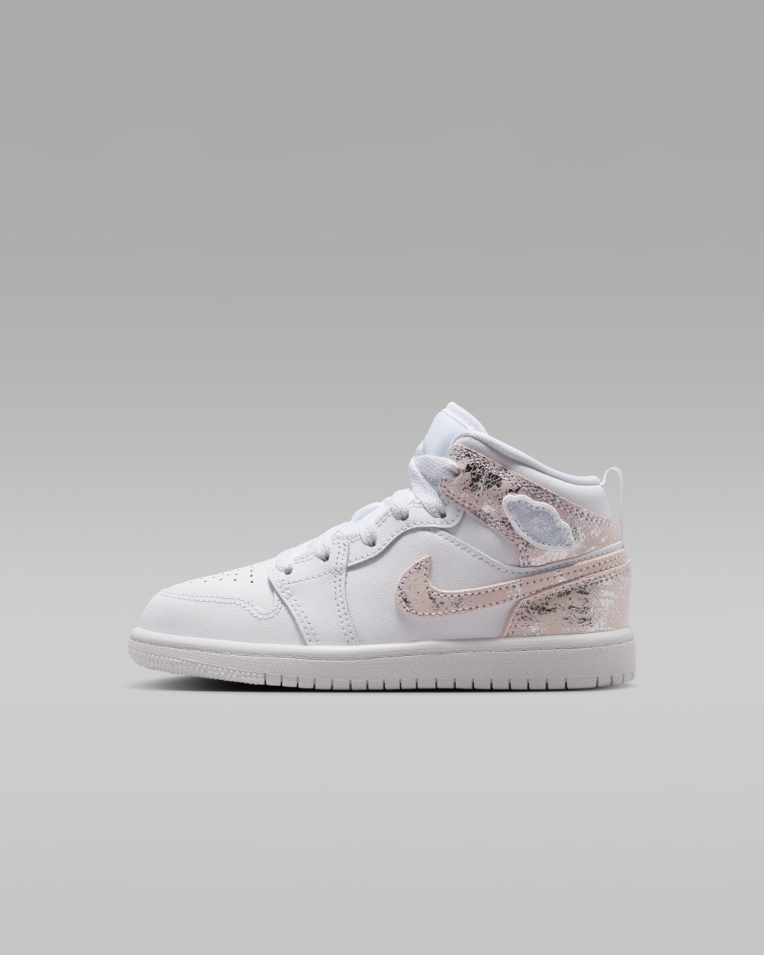 Jordan 1 Mid SE Younger Kids' Shoes - White/White/White/Field Silver