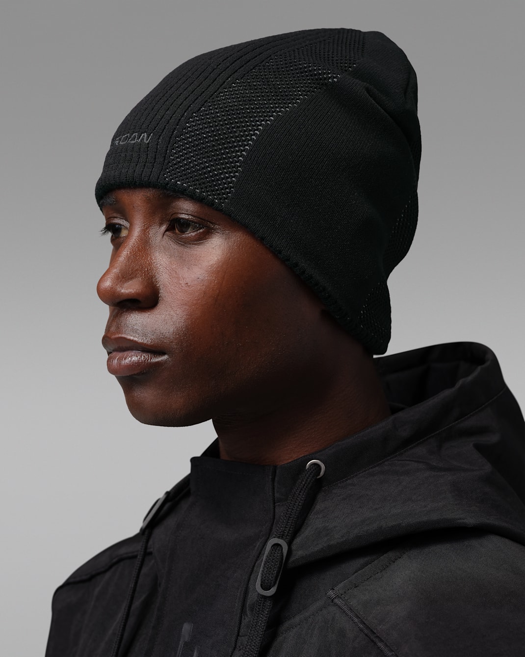 Jordan Peak-beanie - sort/Light Smoke Grey/sort