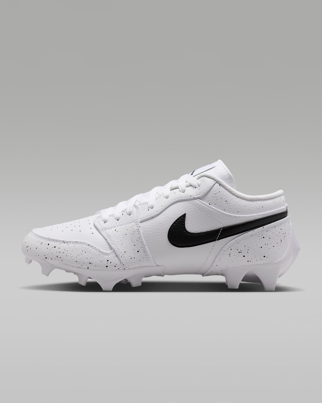 Jordan 1 Low TD Men's Football Cleat - White/Black