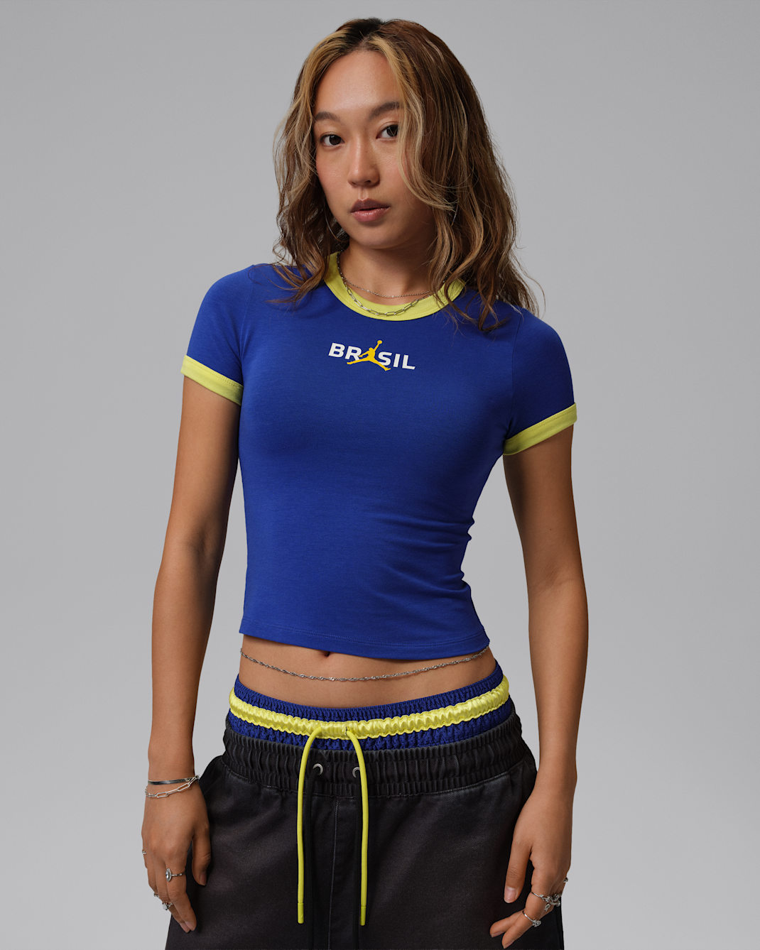 Jordan Women's Graphic Brazil Crewneck Shirt - Old Royal/Yellow Pulse