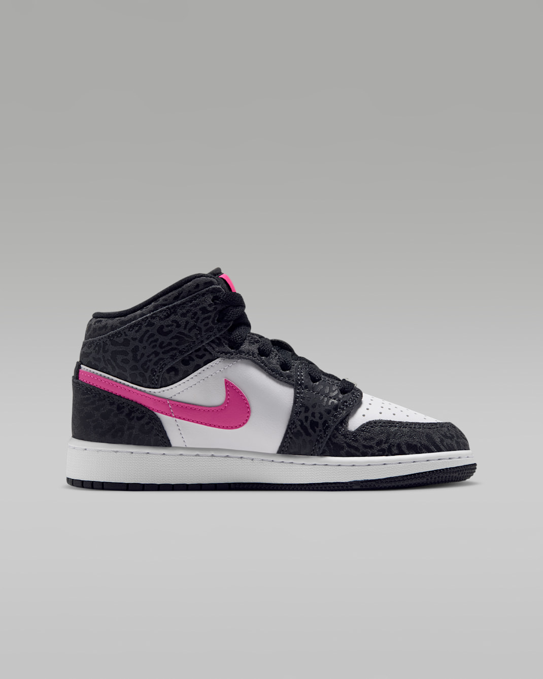 Air Jordan 1 Mid SE Big Kids' Shoes