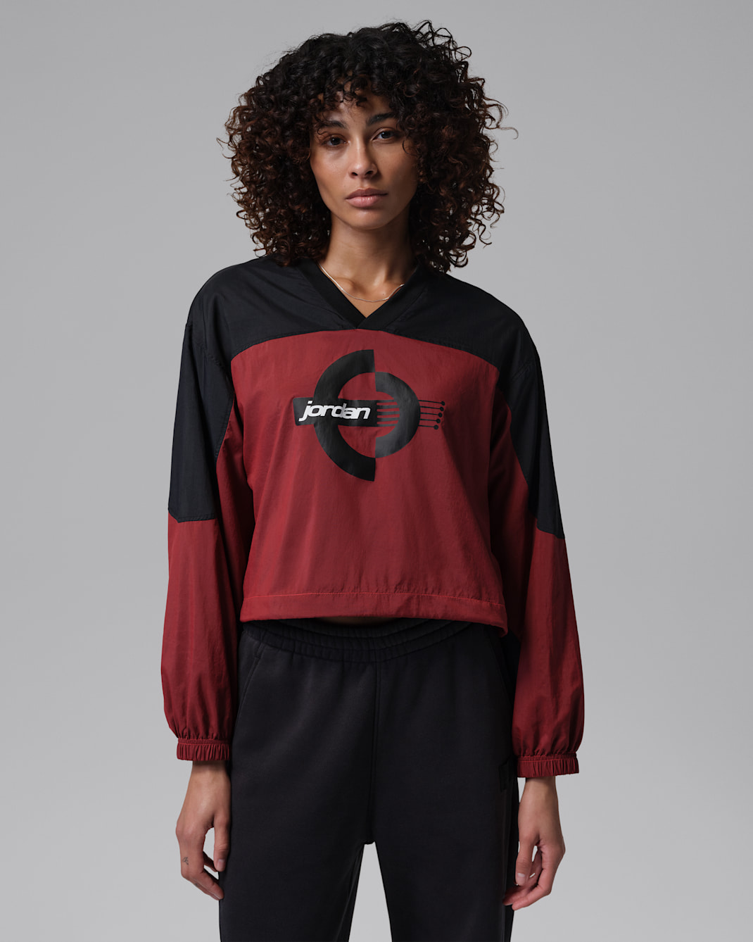 Jordan Brooklyn Women's Woven Long-Sleeve Graphic Pullover - Black/Chile Red/White