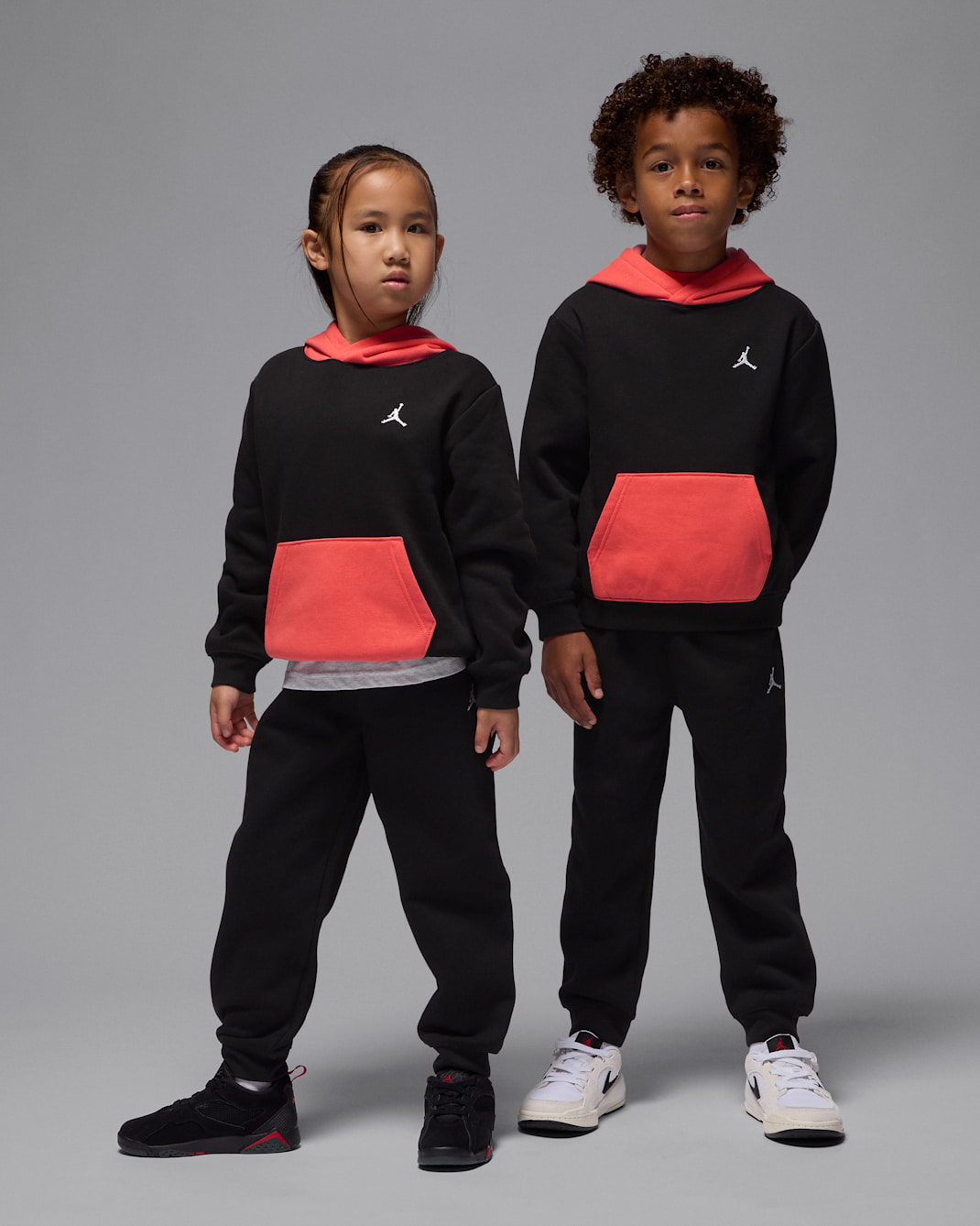 Ensemble deux pièces avec sweat à capuche Jordan Brooklyn Fleece pour enfant - Noir/Hot Lava