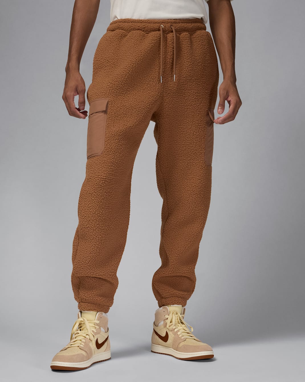 Jordan Flight Men's High-Pile Fleece Pants - Archaeo Brown