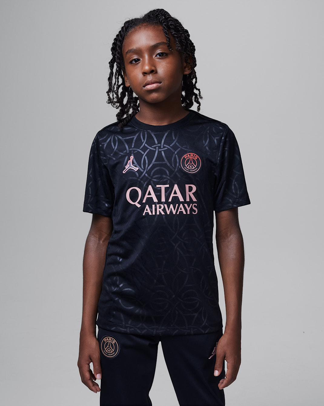 Paris Saint-Germain Academy Pro Third Jordan Dri-FIT-opvarmningstrøje til fodbold til større børn - sort/Infrared 23/Rust Pink