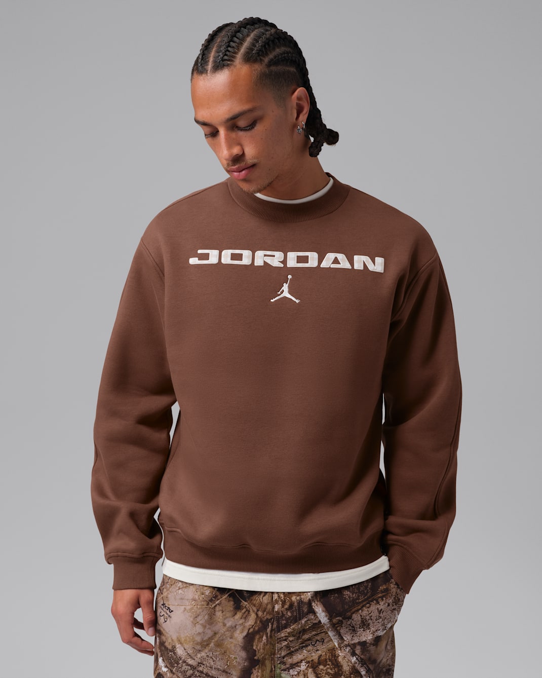 Sudadera de cuello redondo de tejido Fleece para hombre Jordan Brooklyn - Marrón fauna/Vela