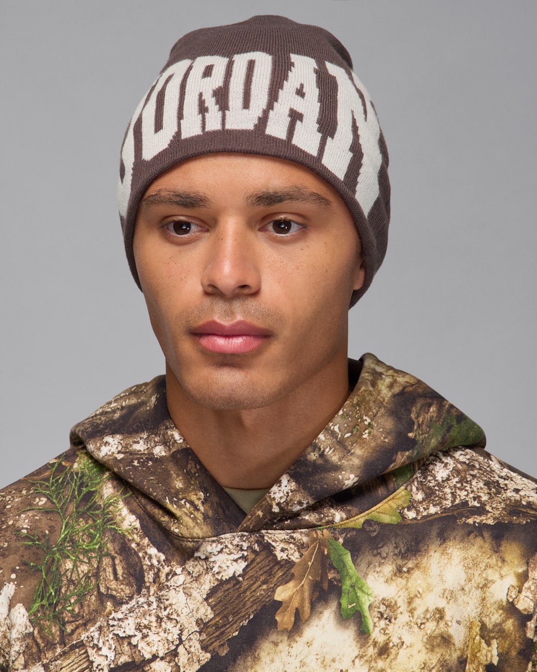 Jordan Peak Men's Beanie - Baroque Brown/Black/Light Orewood Brown