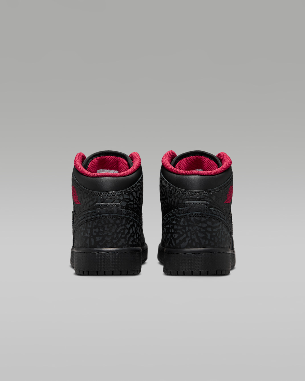Air Jordan 1 Mid SE Big Kids' Shoes