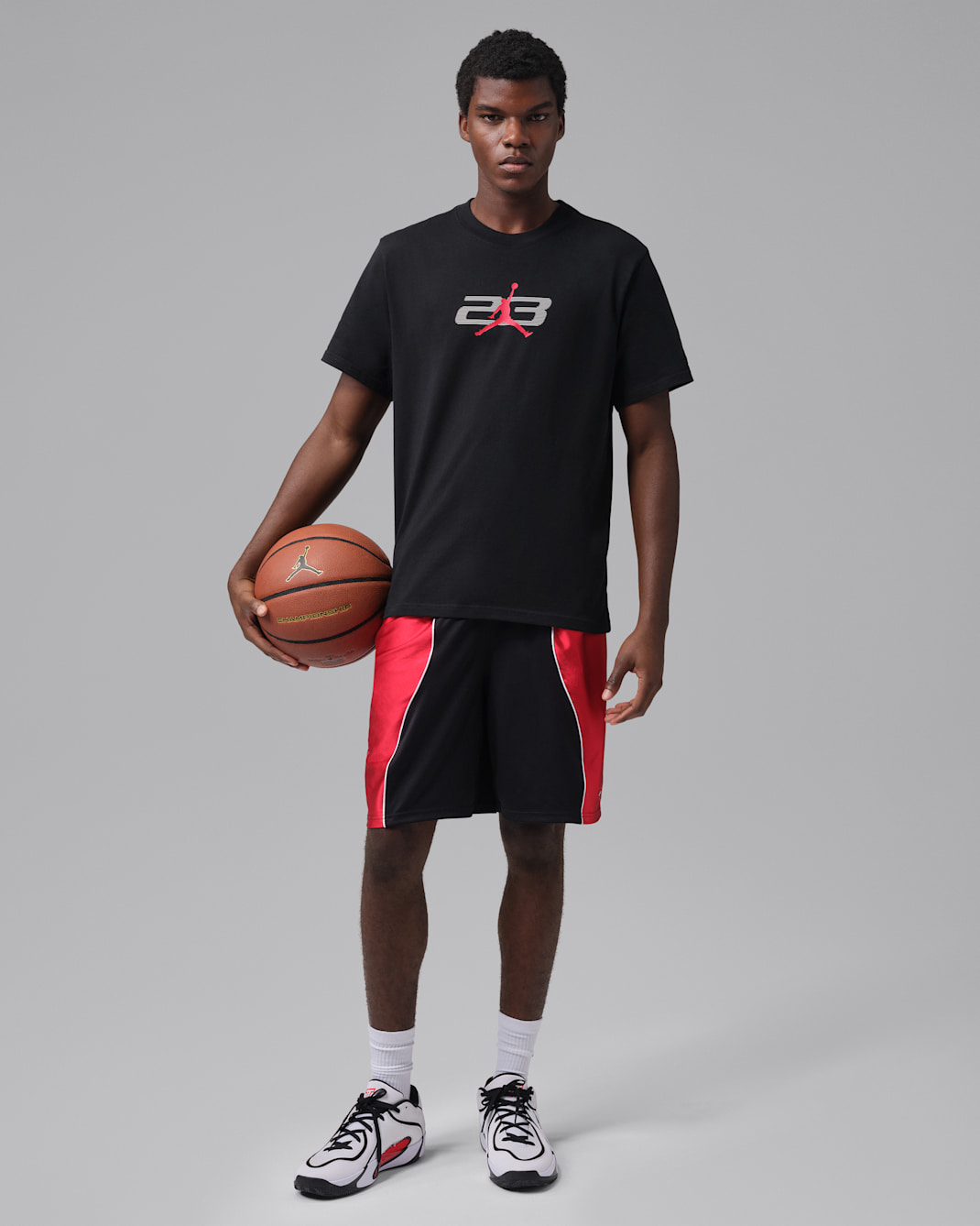 Jordan Sport Men's Dri-FIT Graphic T-Shirt