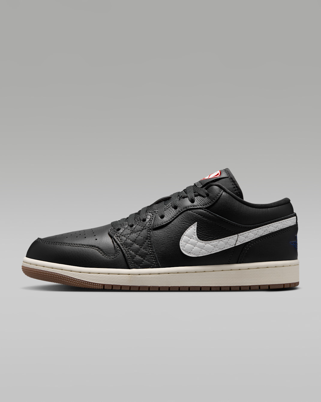 Air Jordan 1 Low SE herresko - Off Noir/University Red/Game Royal/Sail