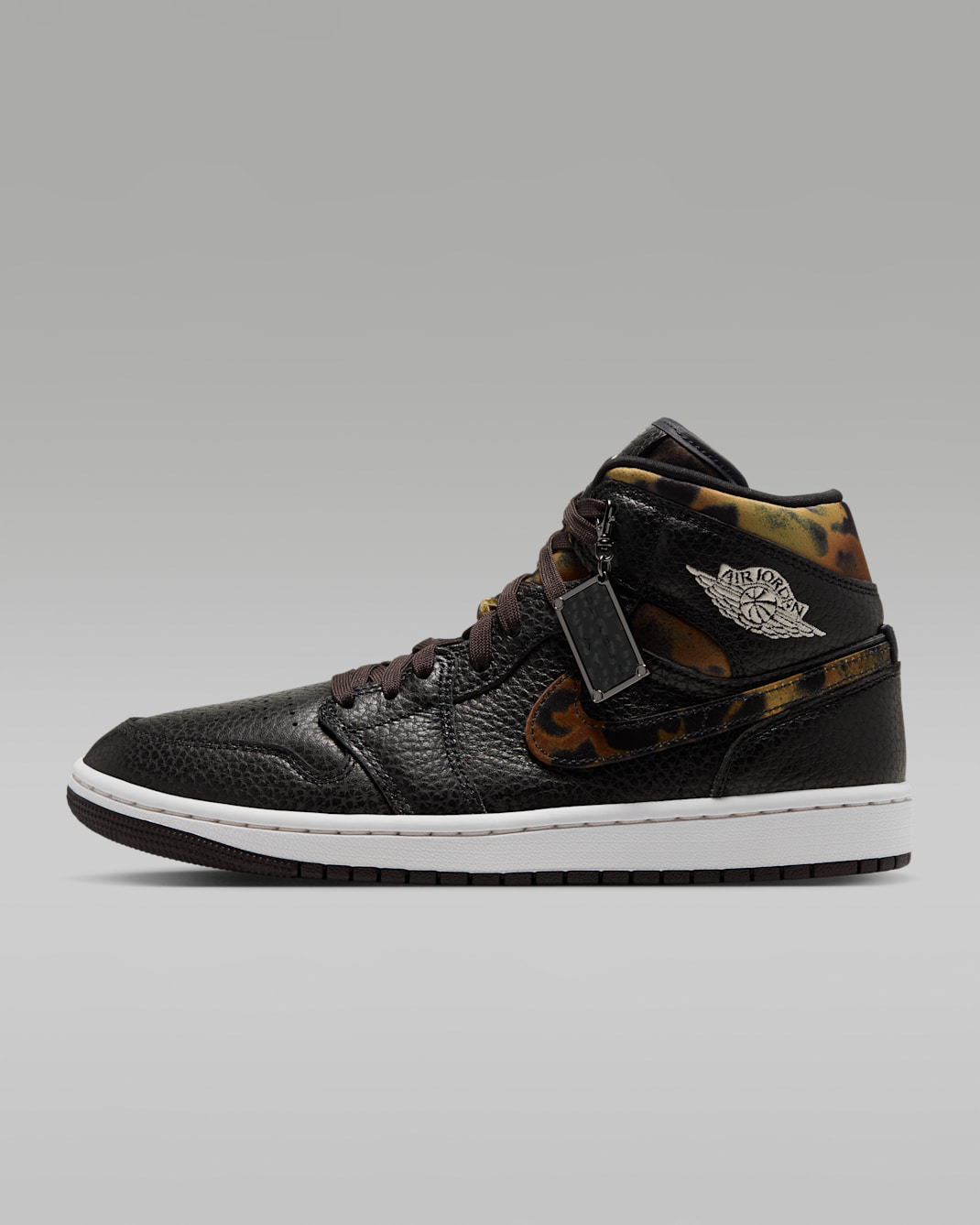Air Jordan 1 Mid SE Damesschoenen - Zwart/Velvet Brown/Chalk