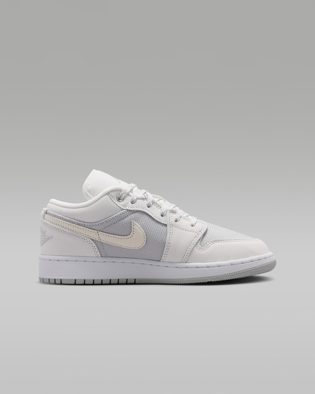 Air Jordan 1 Low SE Big Kids' Shoes