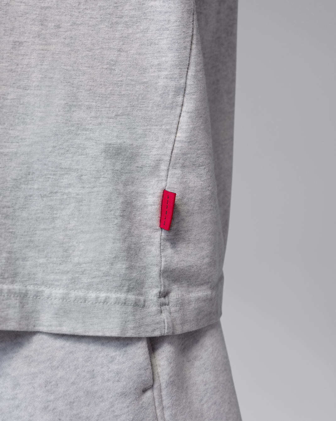 Jordan Flight Essentials Men's Oversized Patch T-Shirt
