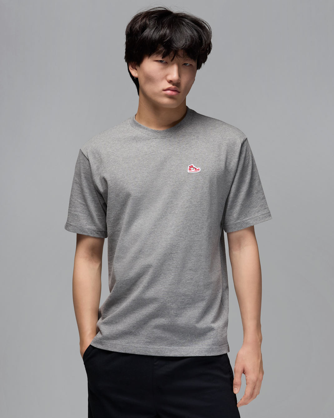 Jordan Brand Men's Sneaker Patch T-Shirt - Carbon Heather/Varsity Red