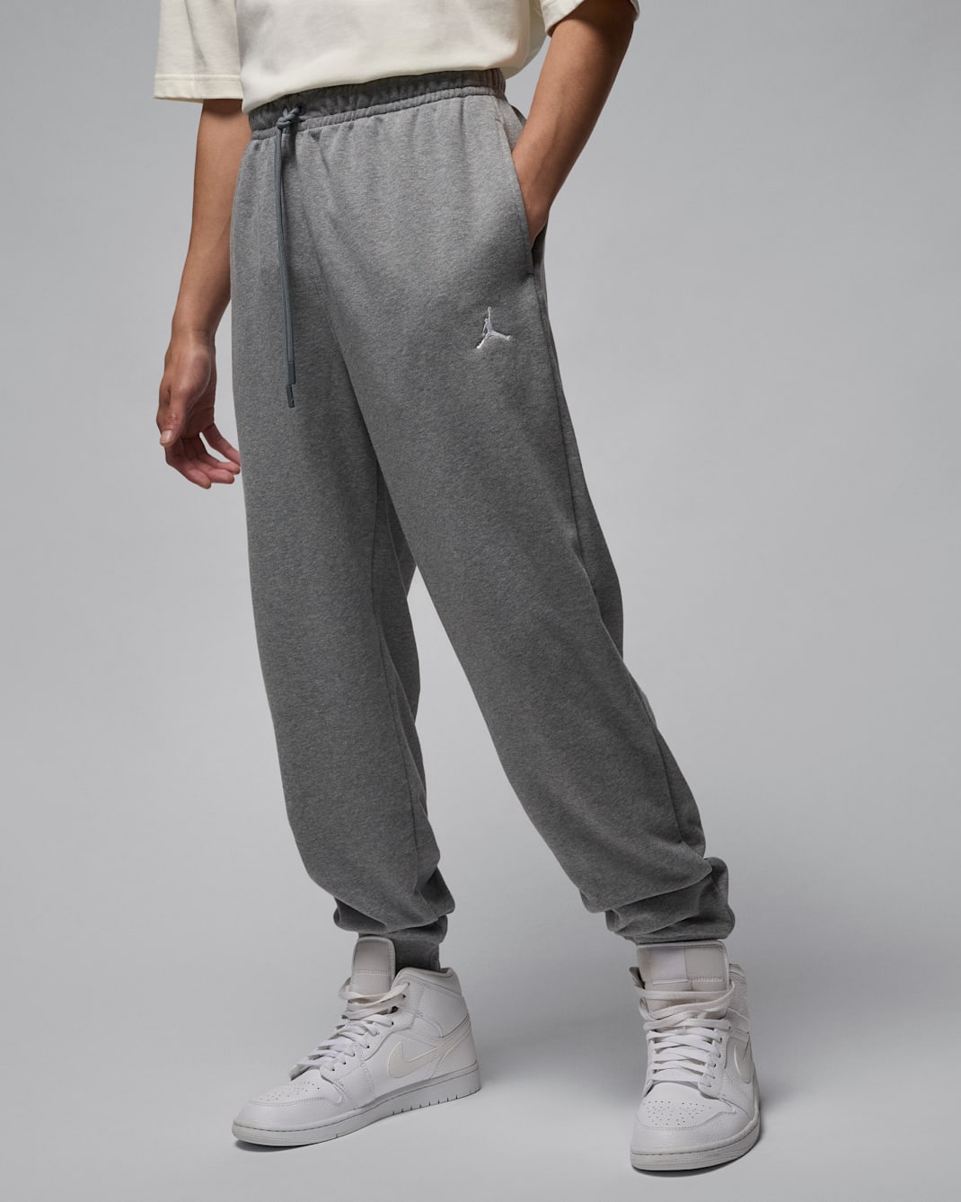ジョーダン ブルックリン フリース メンズパンツ - カーボンヘザー/ホワイト
