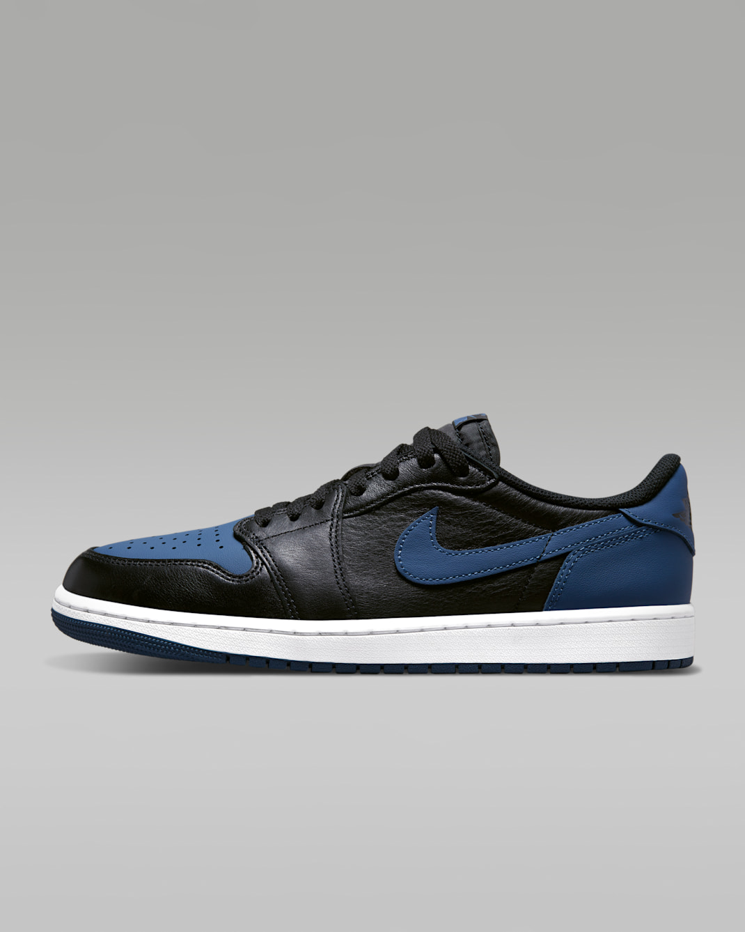 Air Jordan 1 Low OG Men's Shoes - Black/White/Mystic Navy