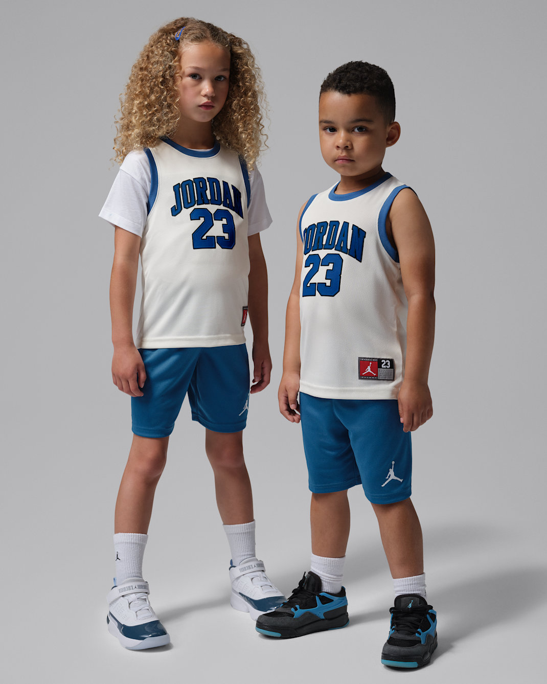Conjunto de jersey de 2 piezas para niños talla pequeña Jordan 23 Jersey - Azul genuino