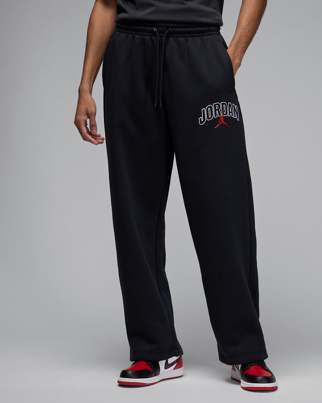 Jordan Brooklyn Fleece Men's Oversized Open-Hem Trousers - Black/Gym Red
