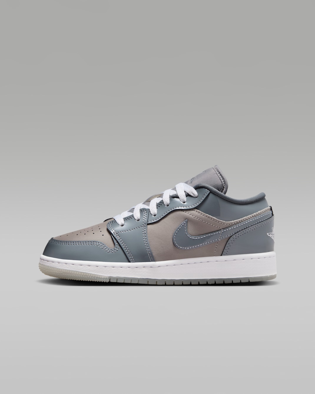 Air Jordan 1 Low SE Older Kids' Shoes - Medium Grey/White/Cool Grey