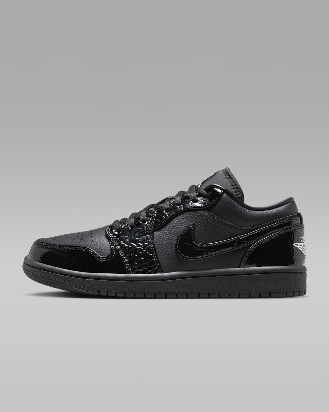 Air Jordan 1 Low SE Women's Shoes - Black/White/Metallic Silver/Black