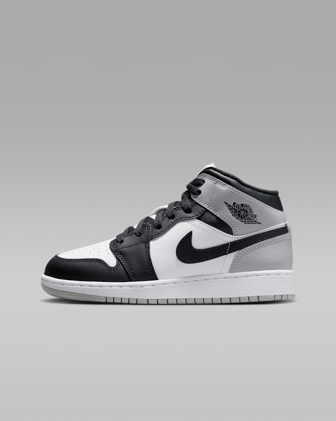 Air Jordan 1 Mid Older Kids' Shoes - White/Light Smoke Grey/Black