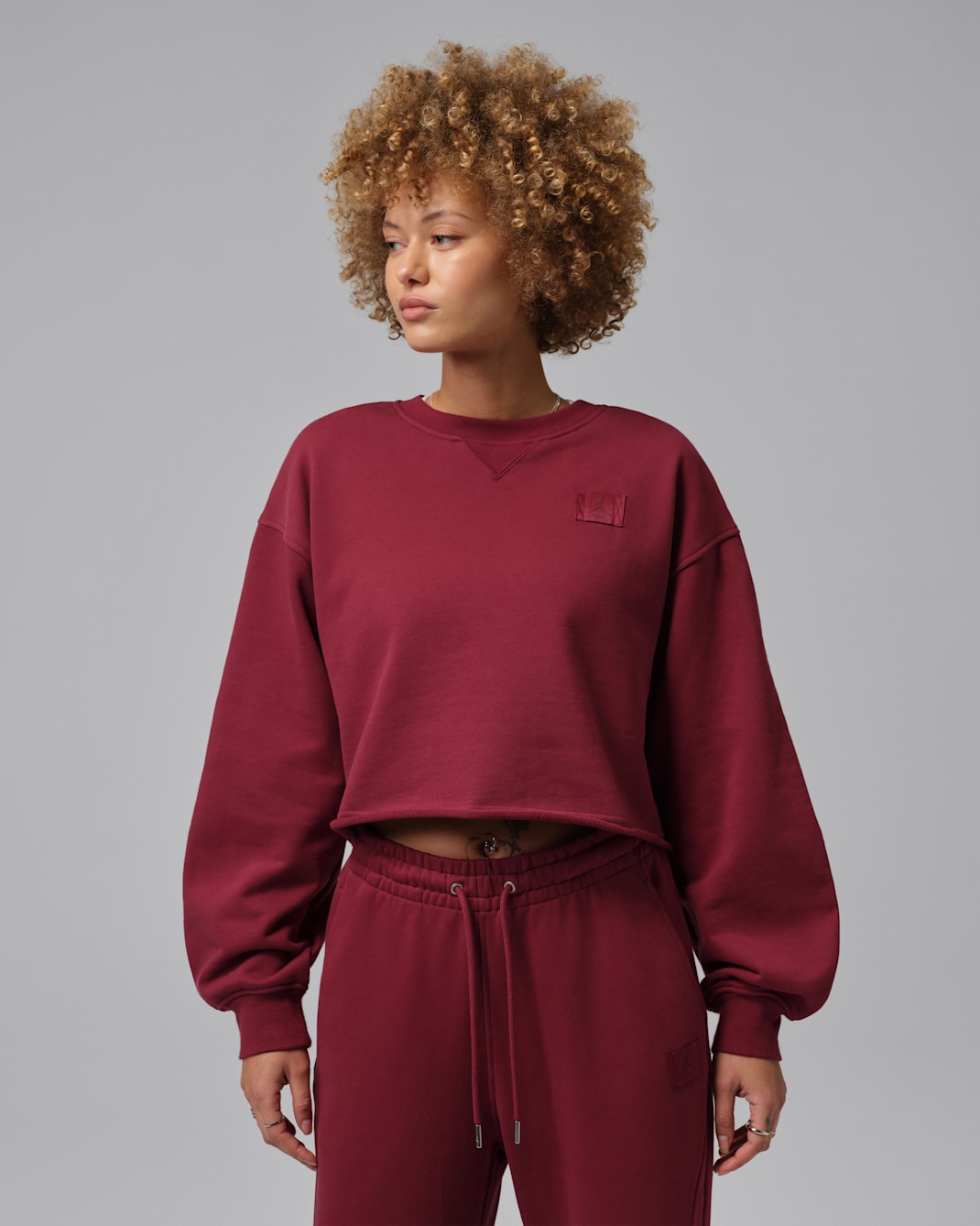 Jordan Flight Fleece Women's Mod-Crop Crew-Neck Sweatshirt - Team Red/Dark Team Red