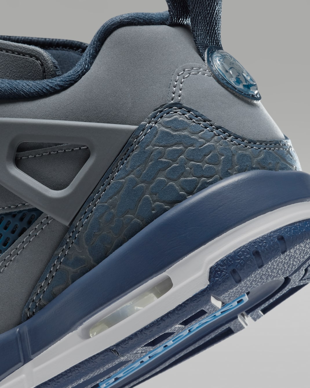 Jordan Spizike Low Big Kids' Shoes