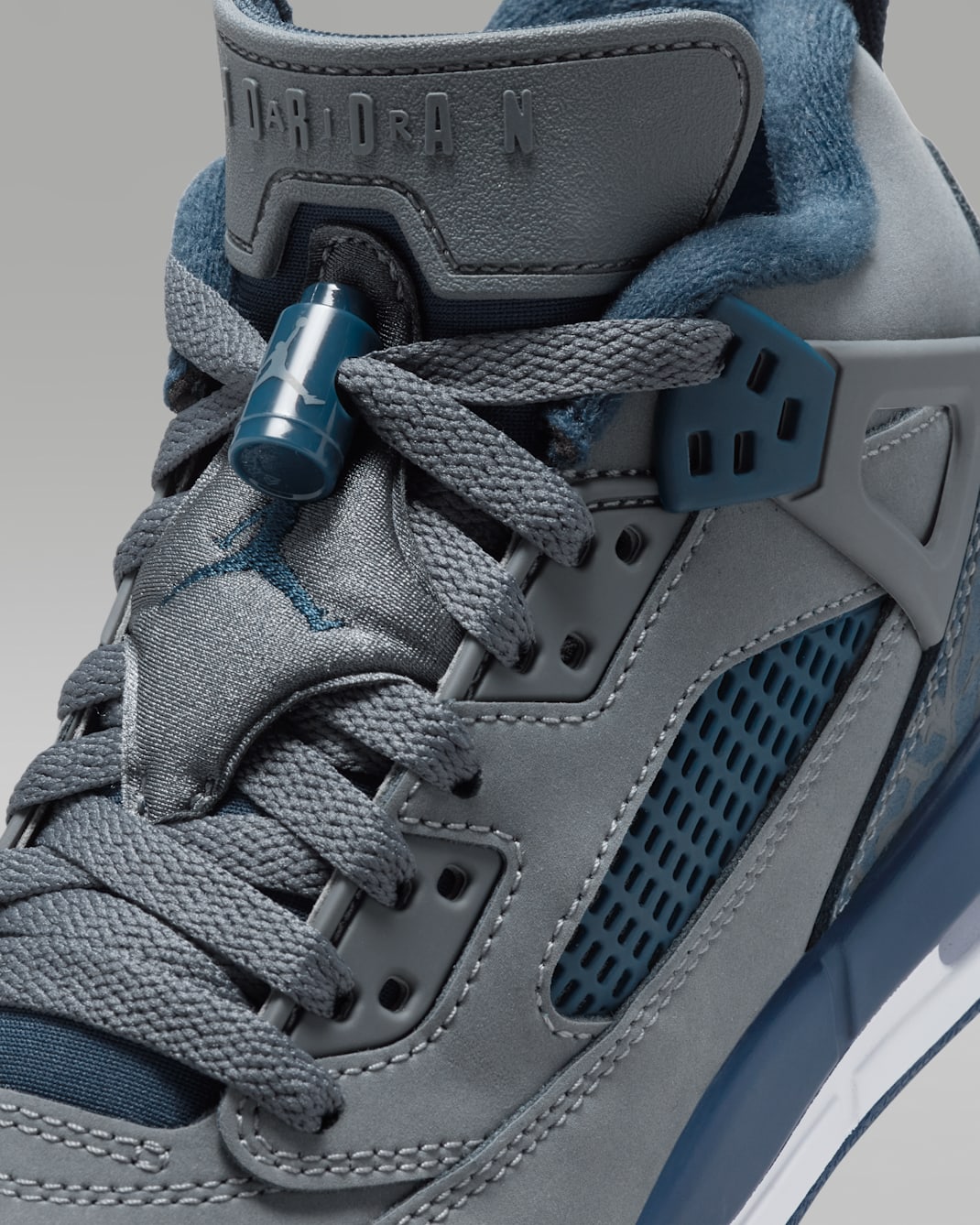 Jordan Spizike Low Big Kids' Shoes