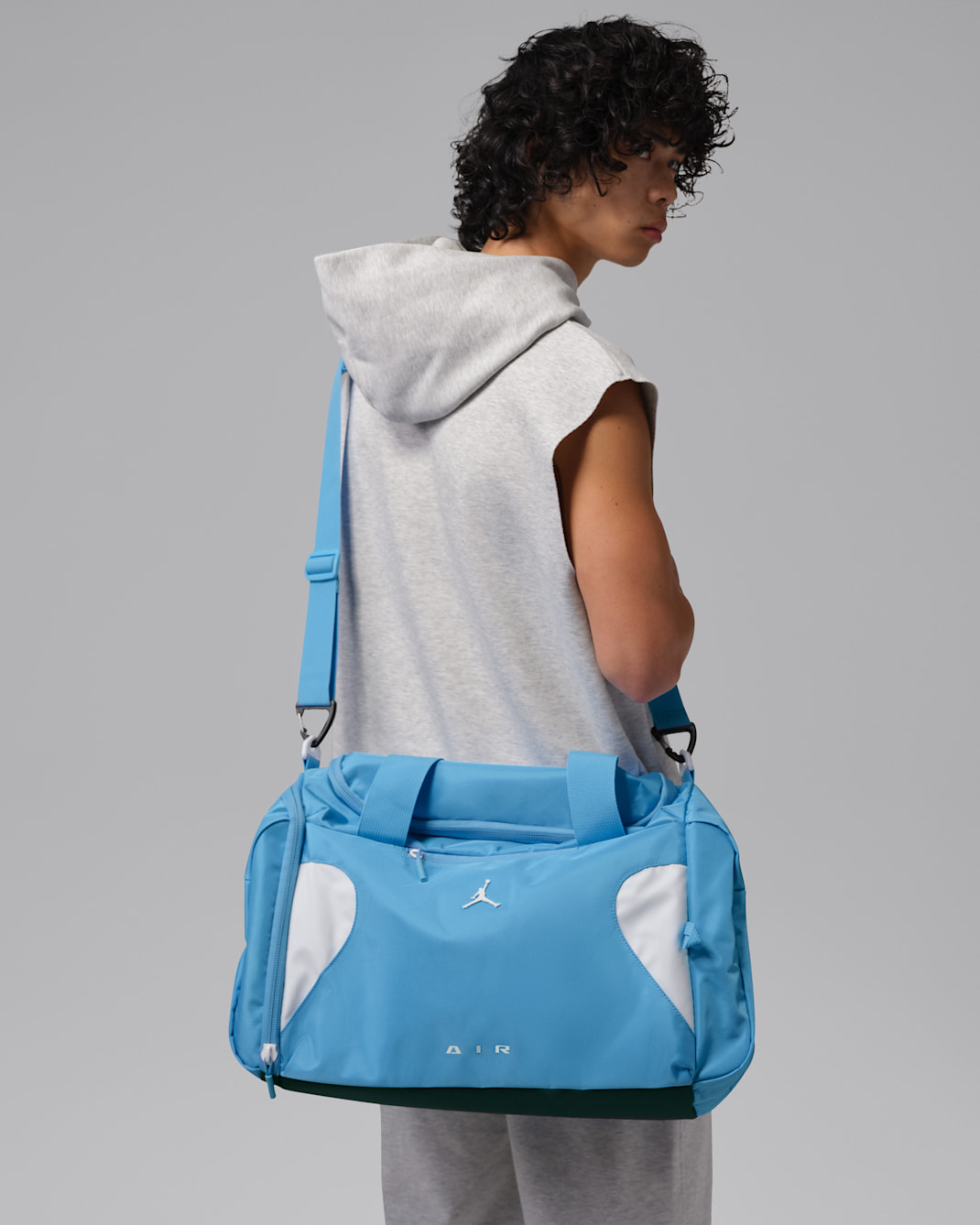 Jordan Element Duffel (48.5L) - University Blue