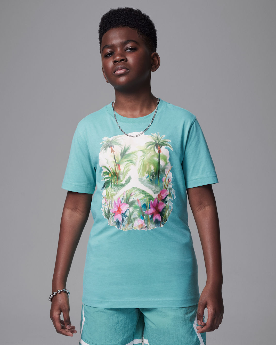 ジョーダン フライト エッセンシャル ジュニア プールサイド ジャンプマン Tシャツ - ウォッシュドティール