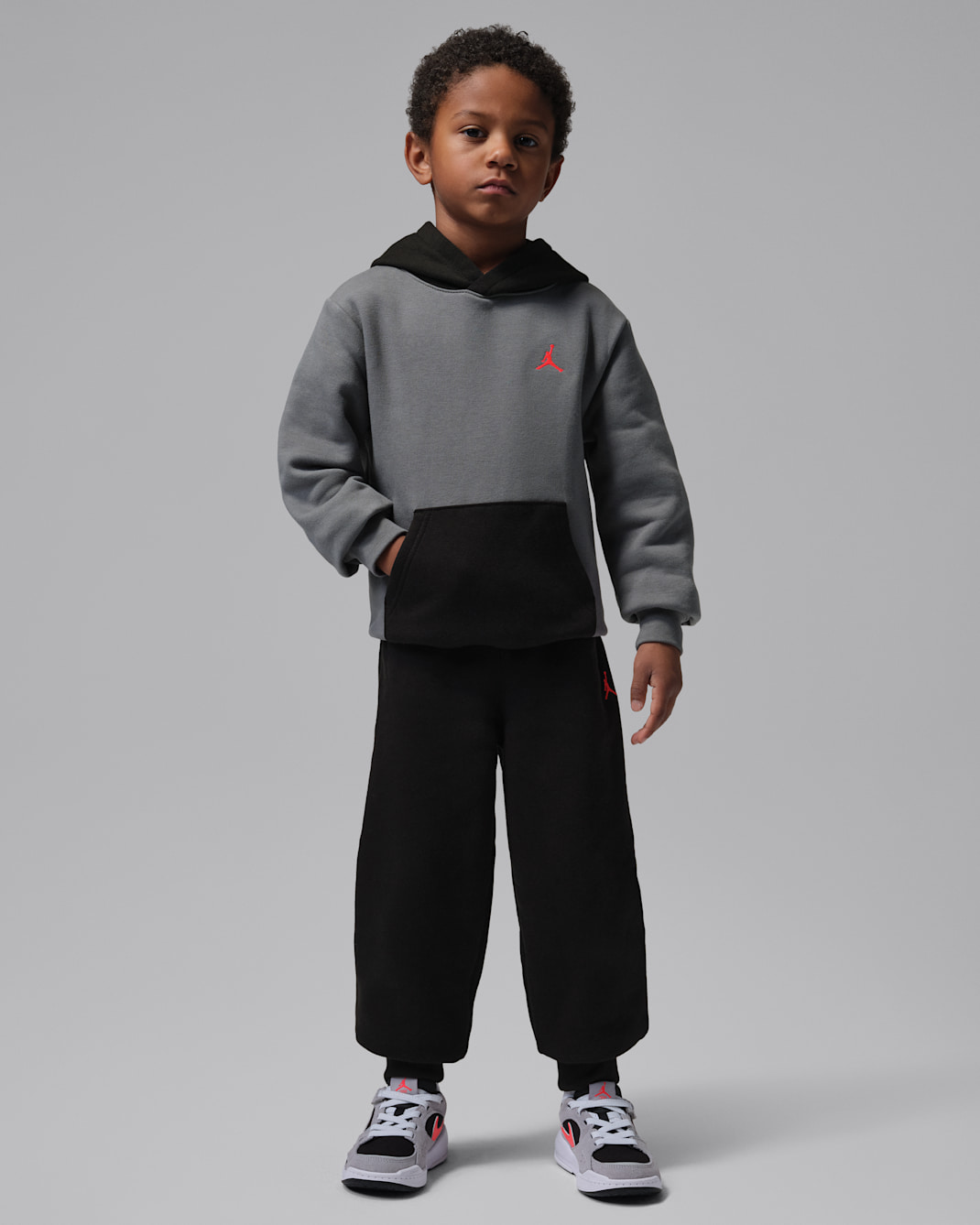 Jordan Brooklyn Fleece belebújós, kapucnis pulóverekből álló kétrészes szett kisgyerekeknek - Fekete/Smoke Grey