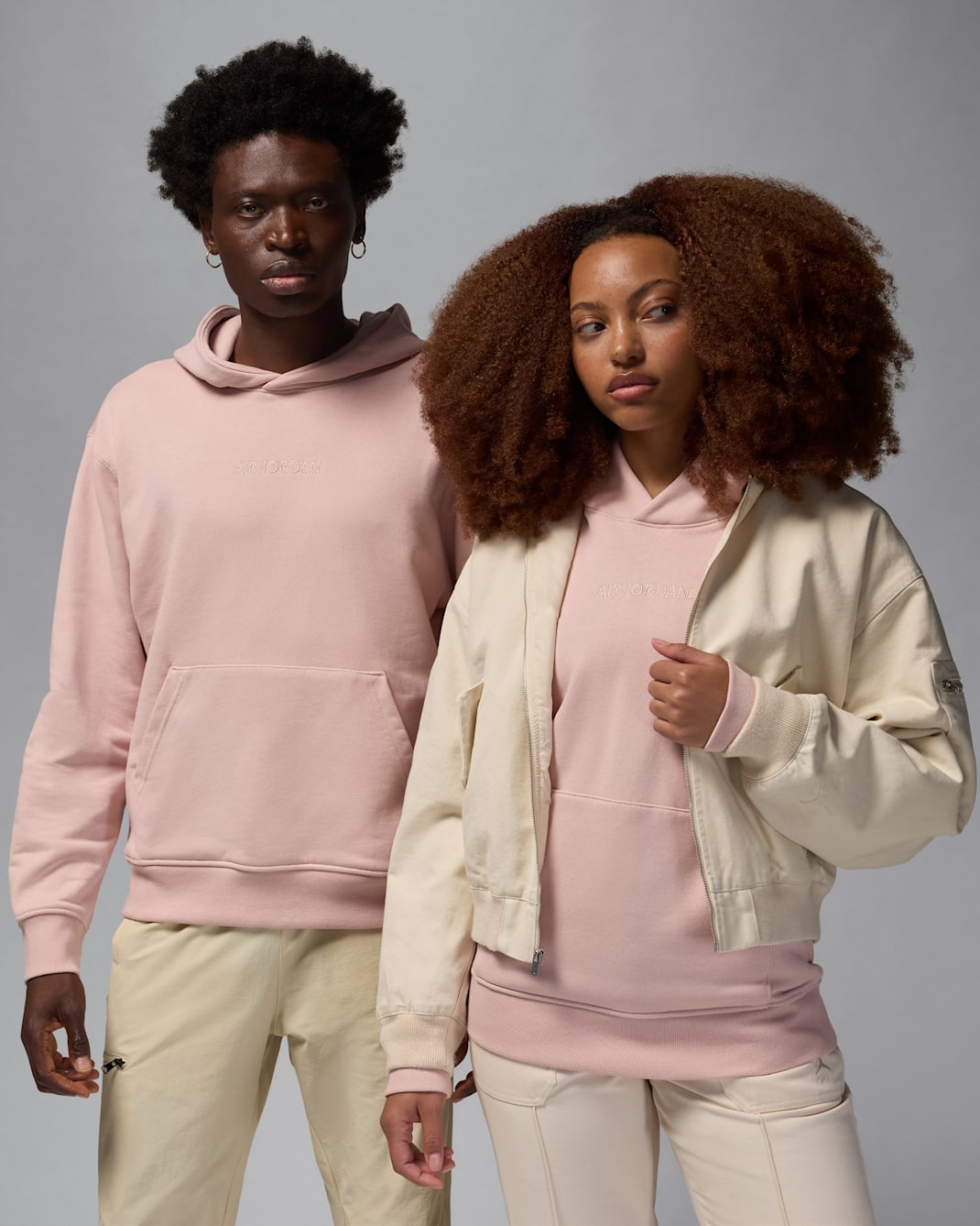 エア ジョーダン ワードマーク メンズ フリース プルオーバー パーカー - ピンクオックスフォード