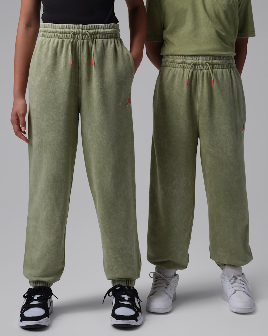 Pants Acid Wash de French Terry para niños talla grande Jordan - Caimán