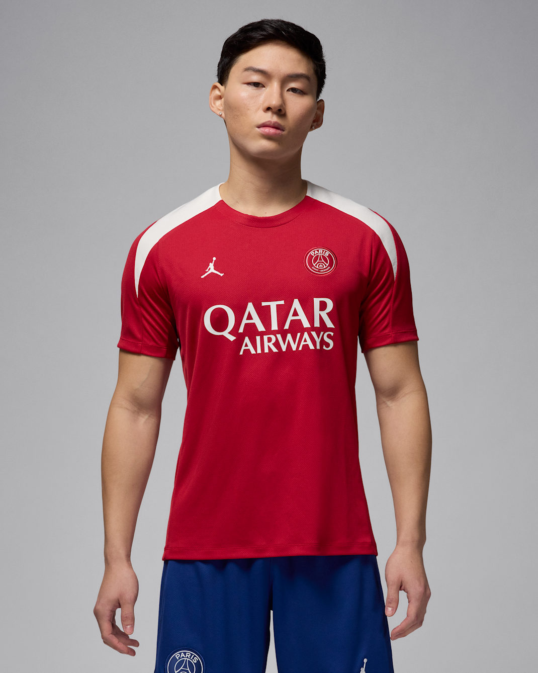 パリ サンジェルマン (PSG) ストライク フォース メンズ ジョーダン Dri-FIT サッカー ニット ショートスリーブ トップ - ウィングス ジョーダン レッド/ウィングス ジョーダン レッド/ファントム/ファントム