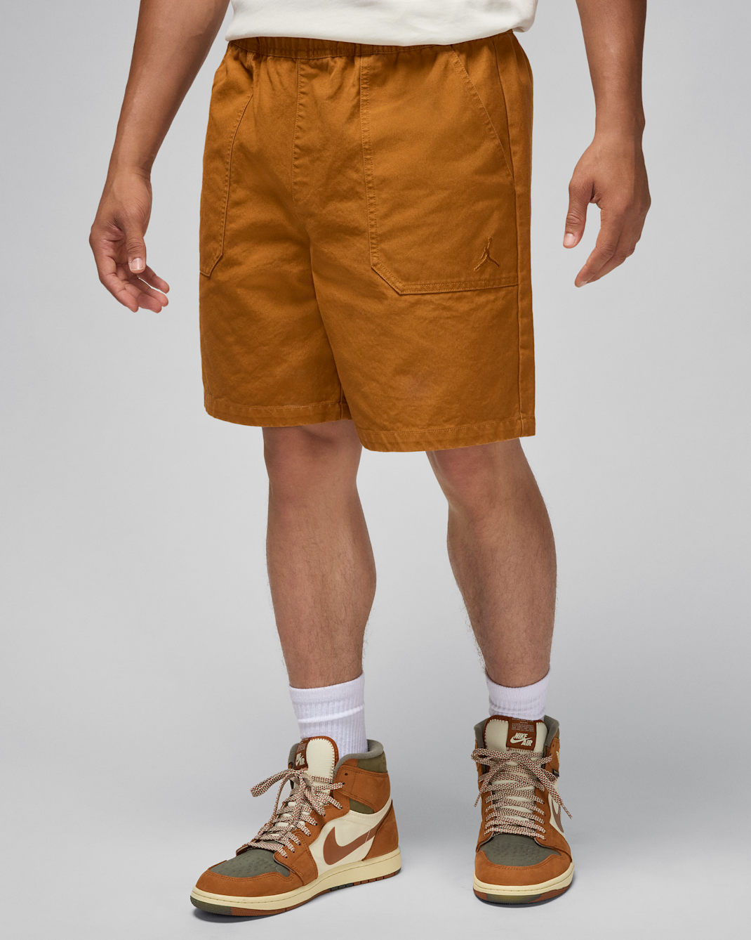 Jordan Essentials Men's Woven Shorts - Desert Bronze