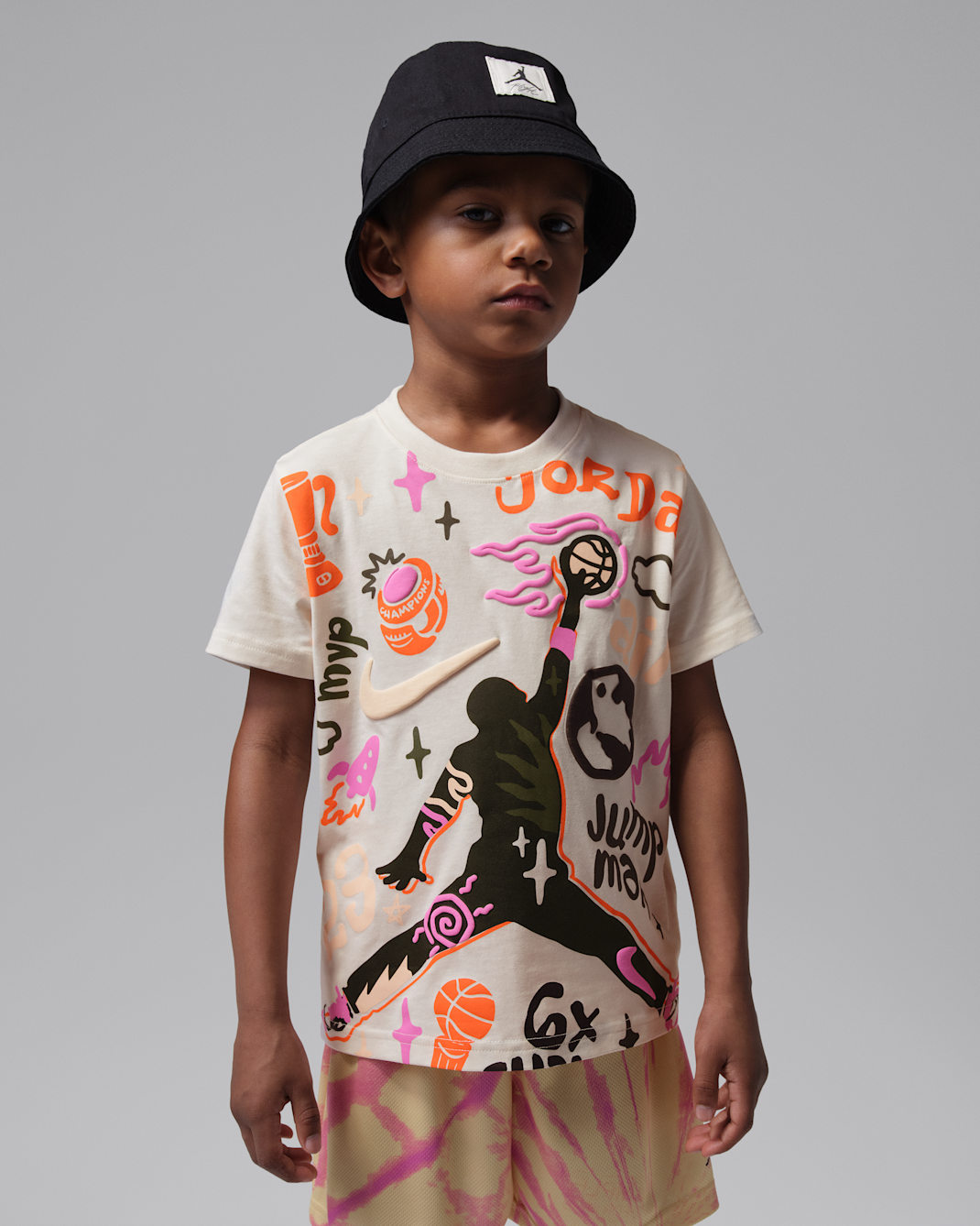 Playera Air Jordan World Tour Merch para niños talla pequeña Jordan - Marfil pálido