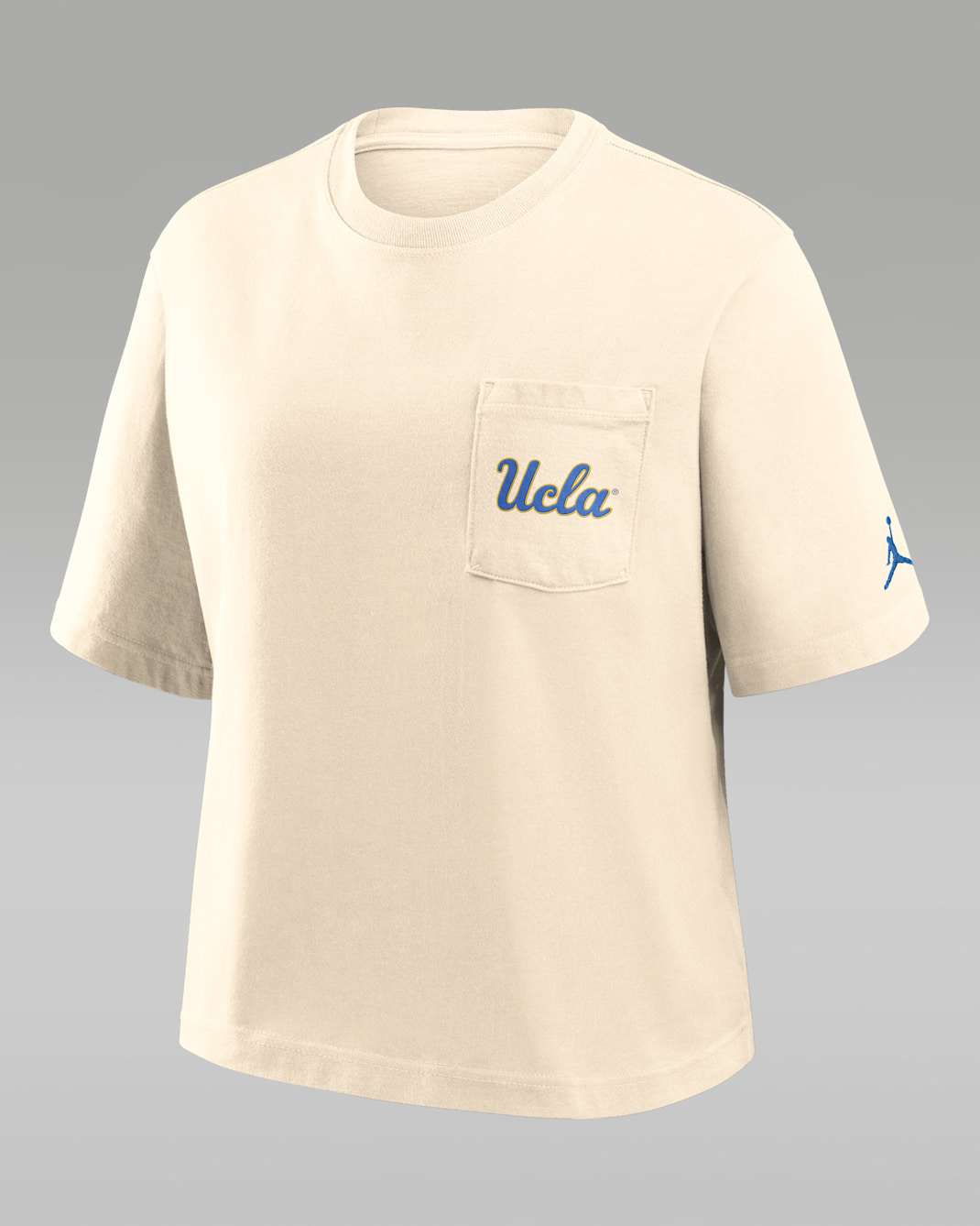 UCLA Pocket Boxy Women's Nike College T-Shirt - Natural
