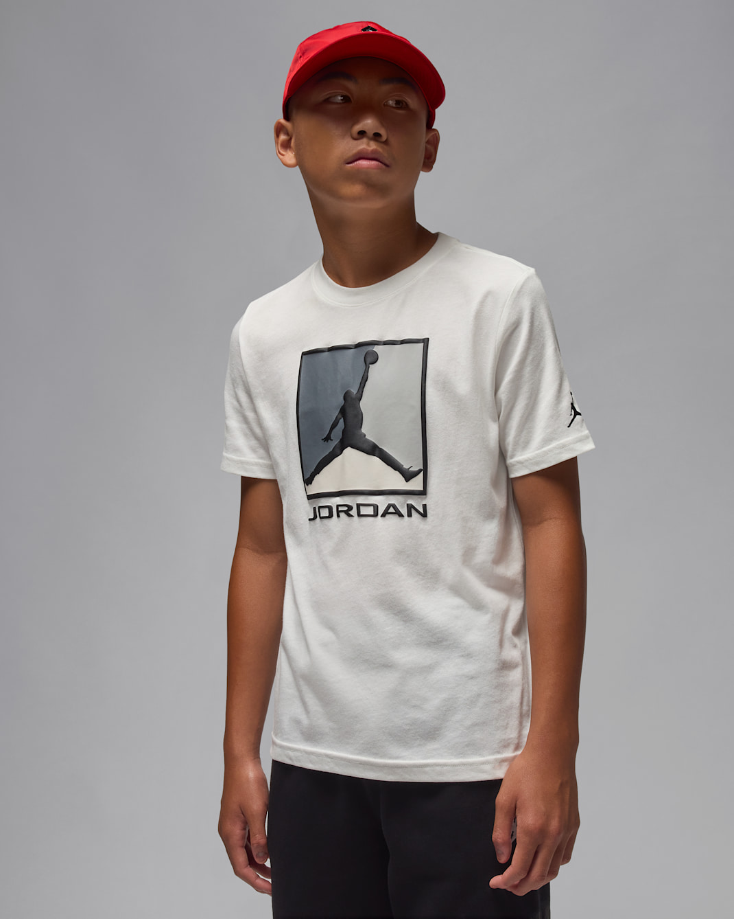 Jordan Flight Essentials Older Kids' Boxed Logo 3.0 T-Shirt - Sail