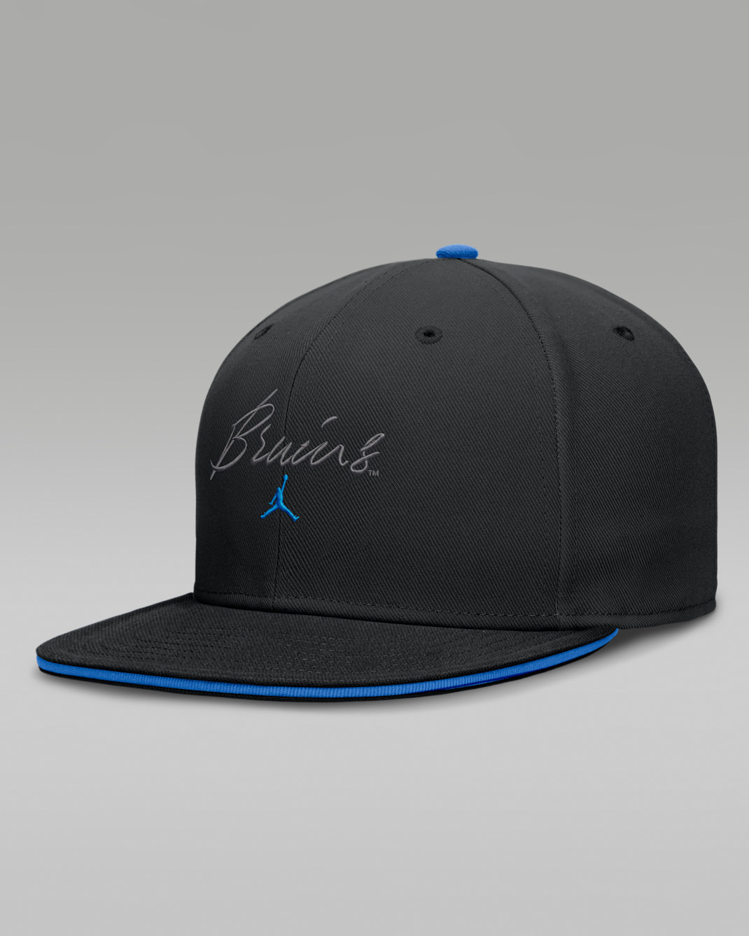 Gorra universitaria marca Jordan Dri-FIT ajustada para hombre UCLA Pro - Negro