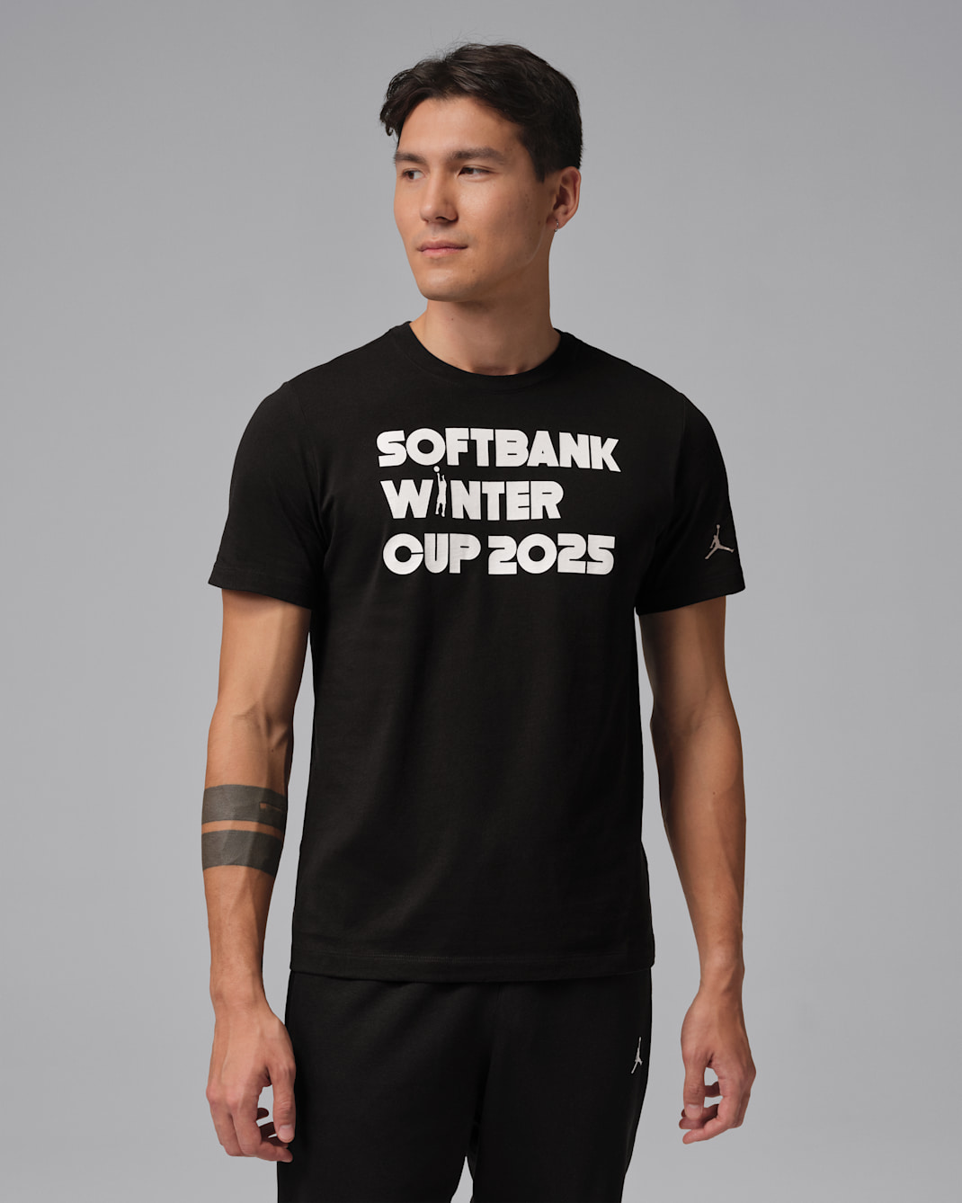 ジョーダン ソフトバンク ウィンターカップ 2025 メンズ Tシャツ - ブラック